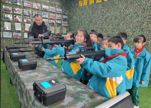 迷彩体会基地也是多部分协作继续深化国防教育实践的有力展现